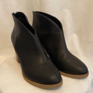 Serra heeled booties